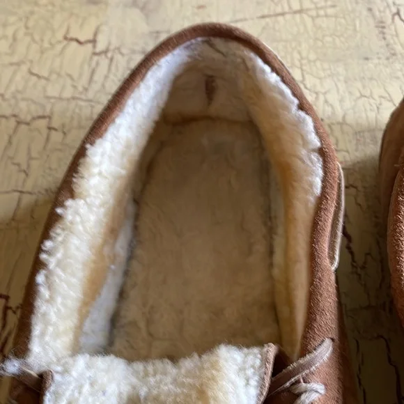 Gently used Mens LL bean slippers size 13 medium - Picture 2 of 11
